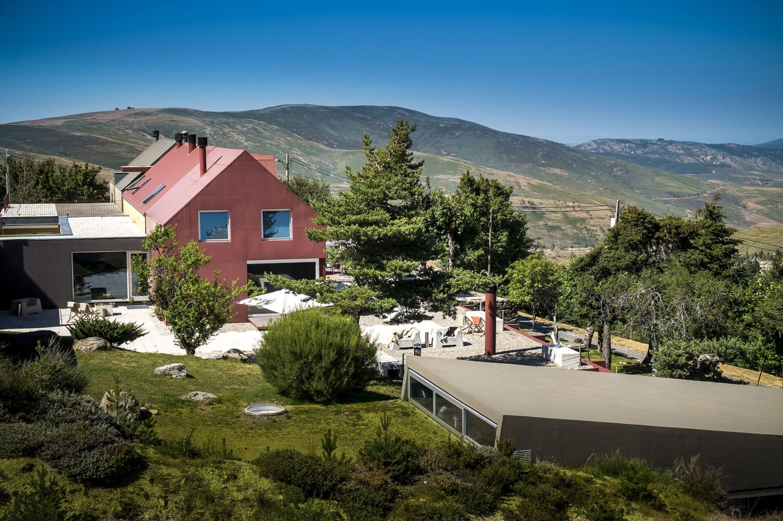 Casa das Penhas Douradas, how it began