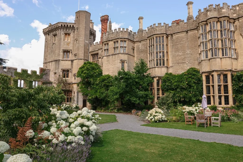 Thornbury Castle Hotel, backstory