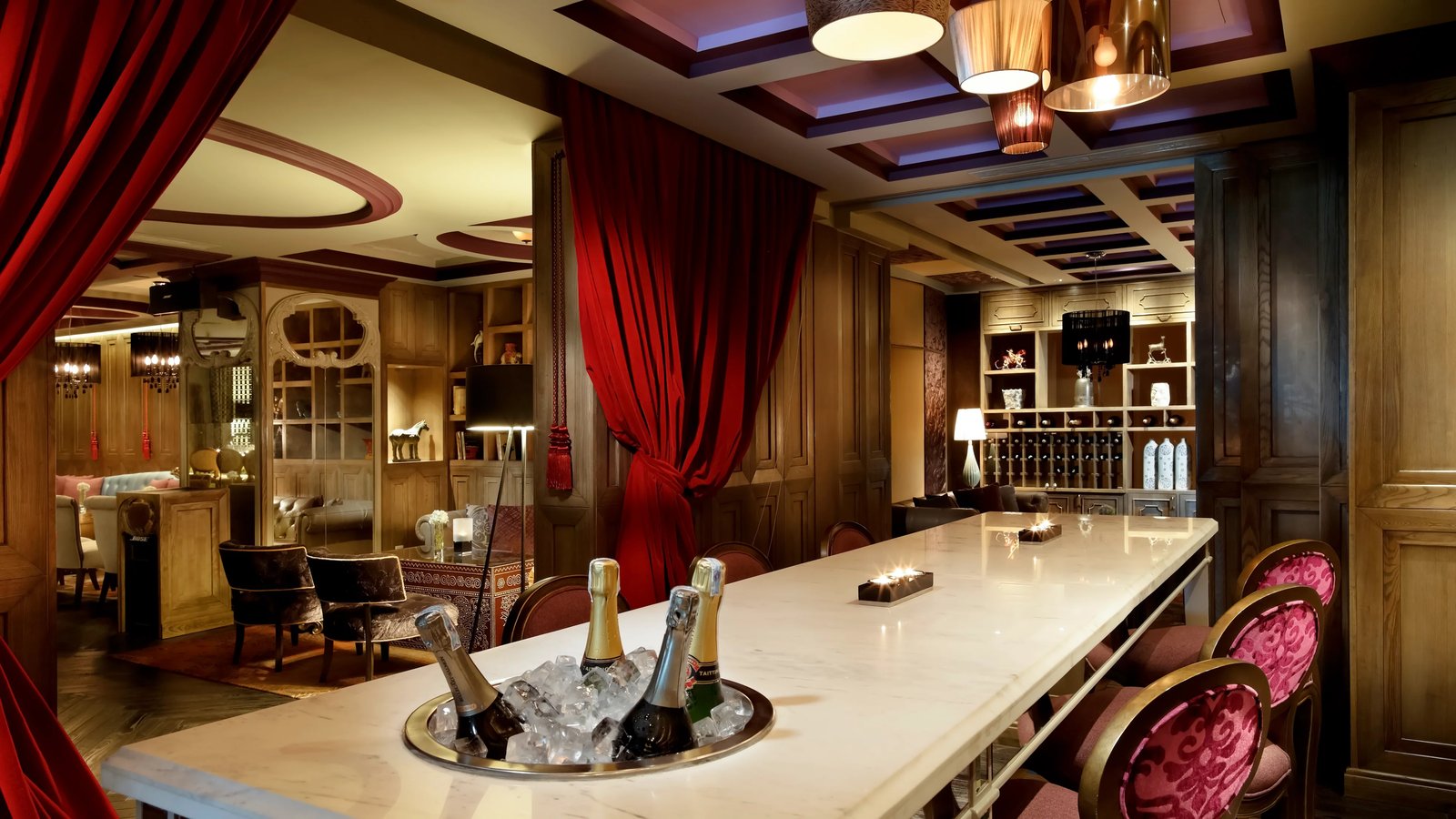 Sofitel Saigon Plaza, at the table