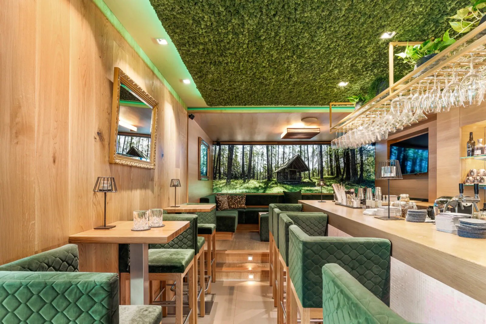 Holzleiten Bio Wellness Hotel, at the table