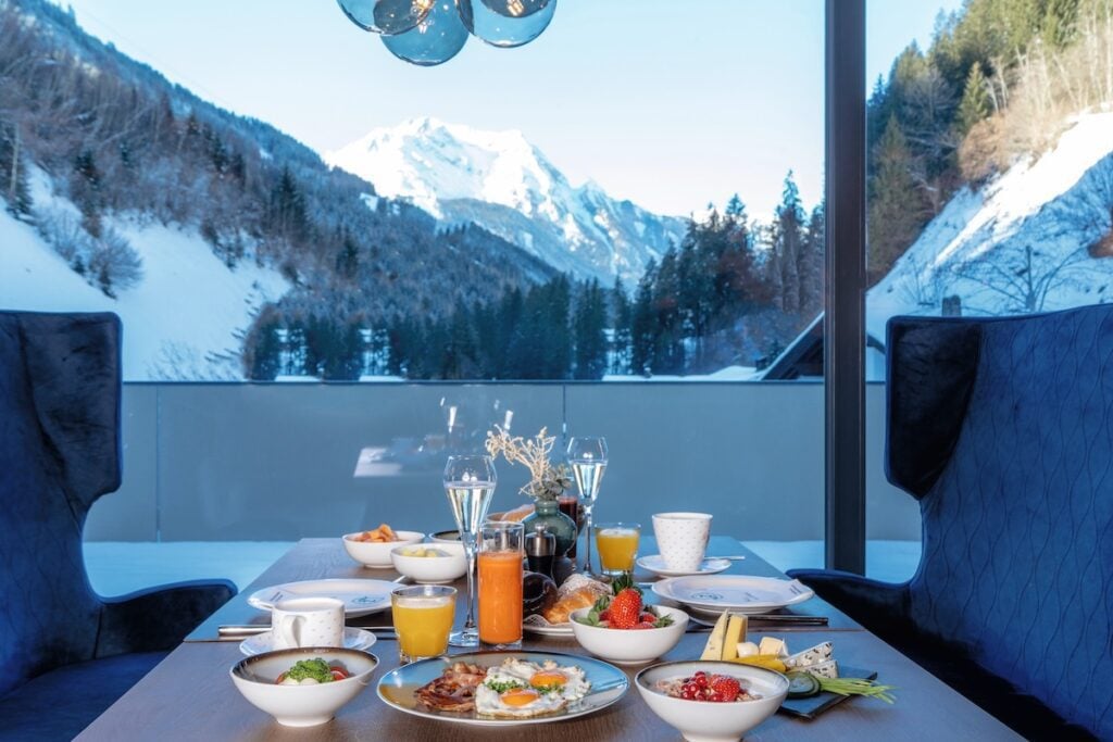 ZillergrundRock Luxury Mountain Resort, at the table