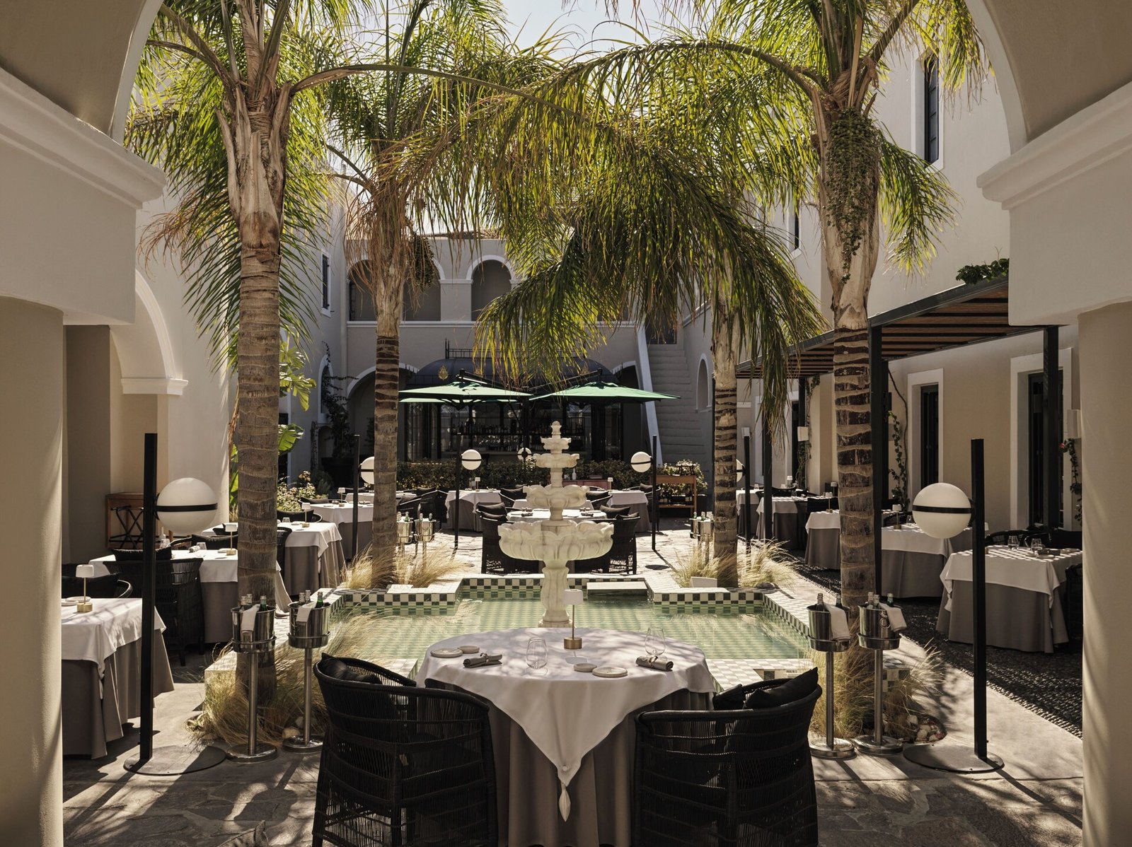 Katikies Garden Santorini, eat & drink