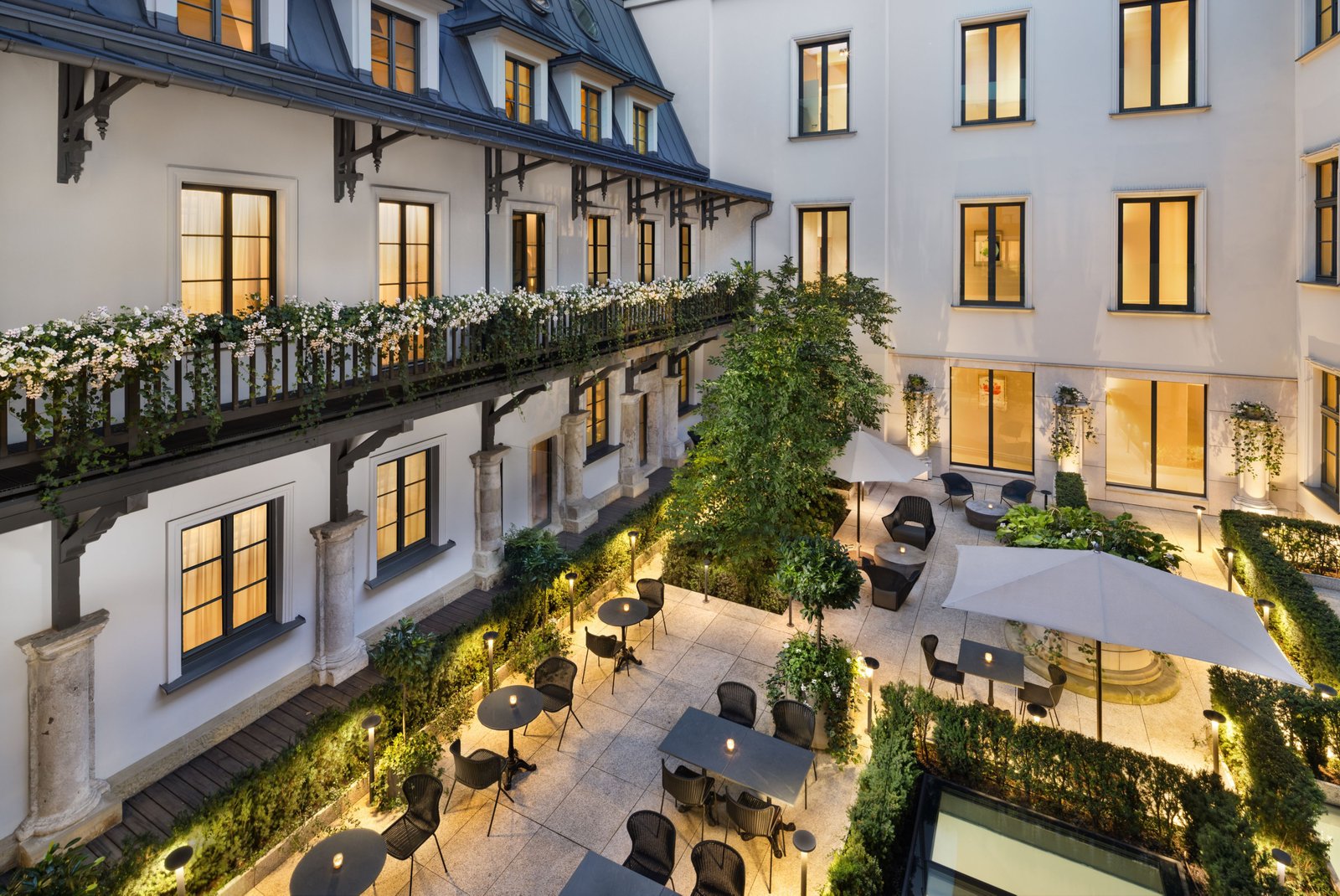 H15 Palace, A Luxury Collection Hotel, Krakow, vibe