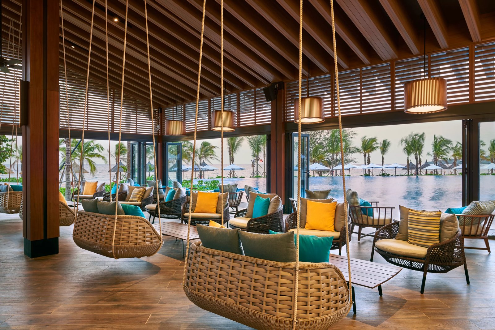 Mövenpick Resort Waverly Phu Quoc — vibe