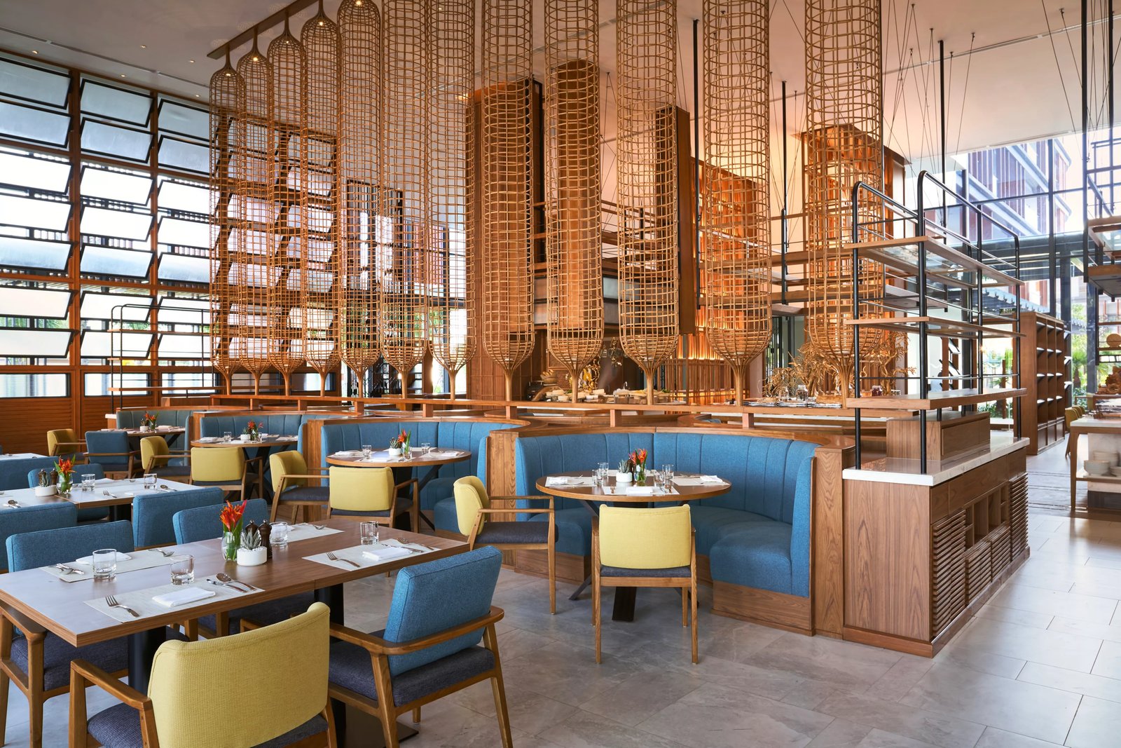 Mövenpick Resort Waverly Phu Quoc — eat & drink