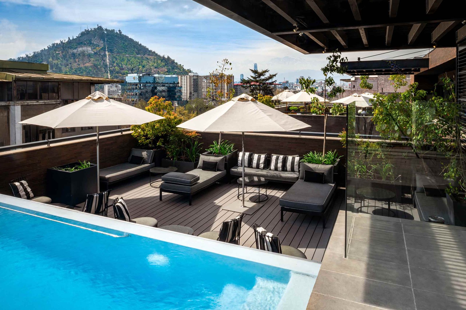 The Singular Santiago, wellness