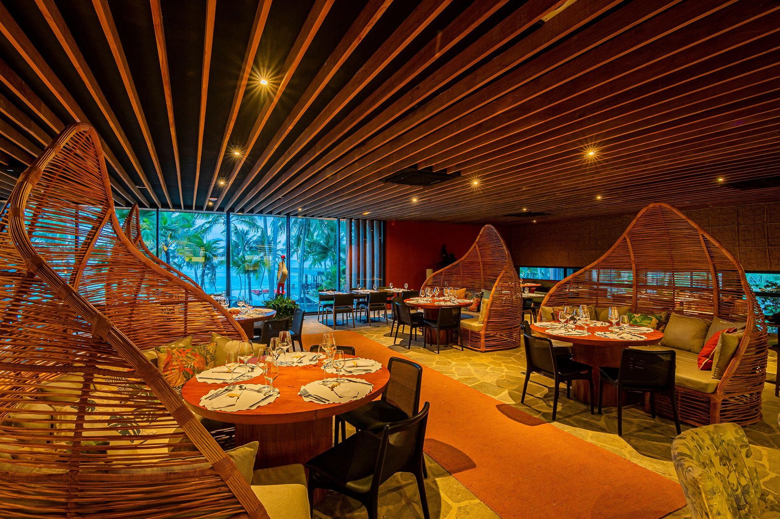 Carmel Taíba Exclusive Resort, at the table