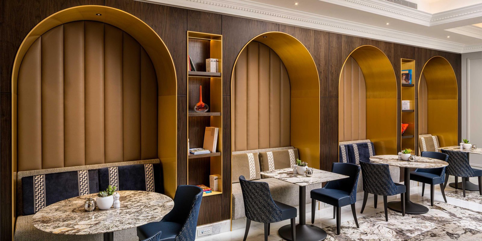 InterContinental AthéNéE Palace Bucharest by IHG, eat & drink