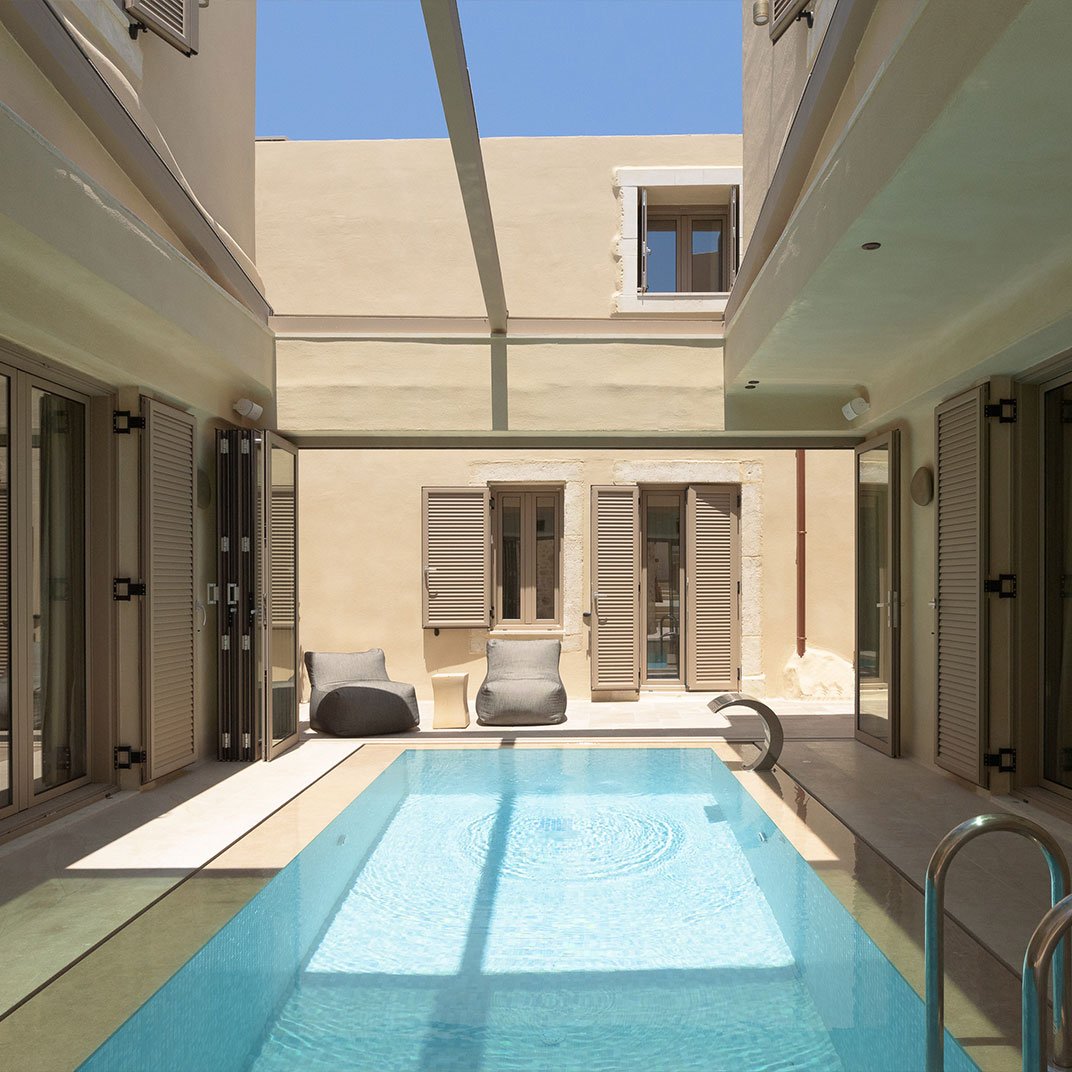 Manili Boutique Suites & Villas, the pool
