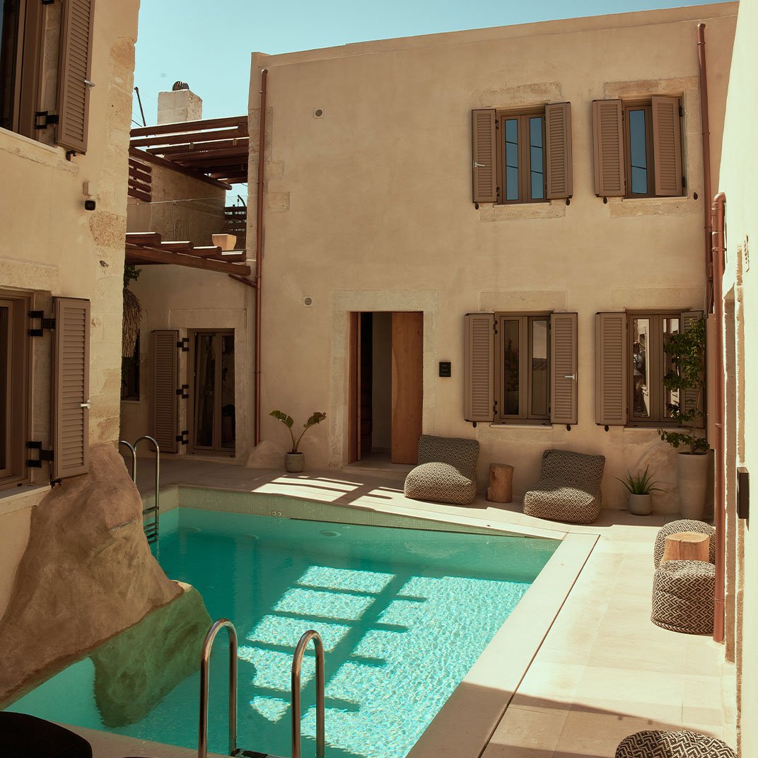 Manili Boutique Suites & Villas
