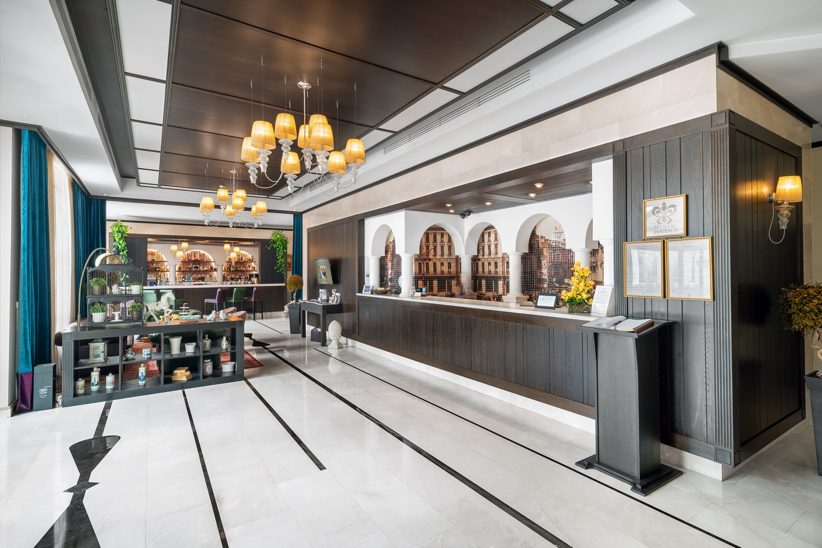 Epoque Hotel