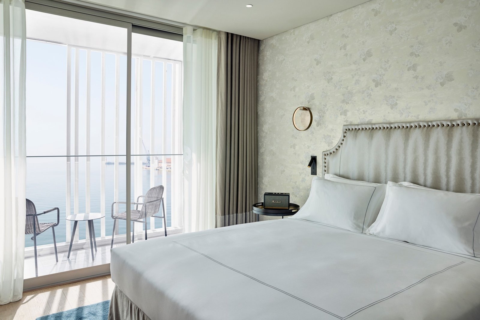 ON Residence, rooms