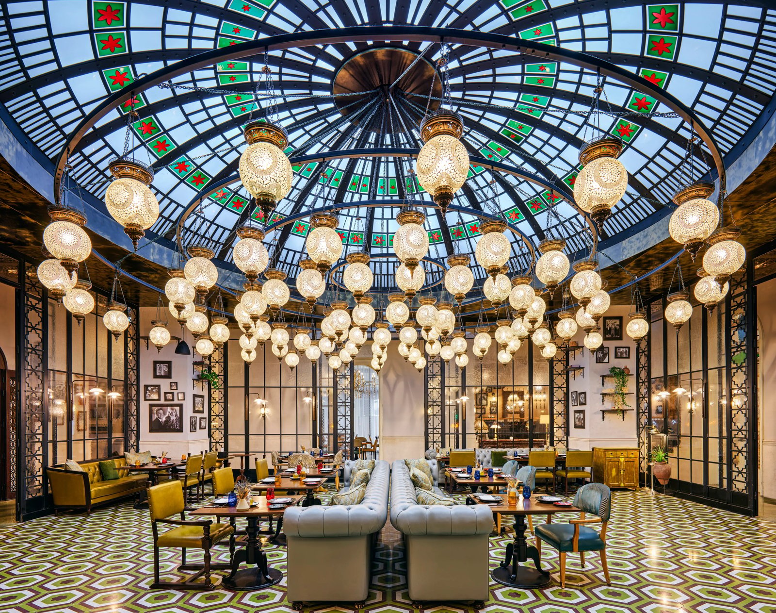 Fairmont Amman, eat & drink