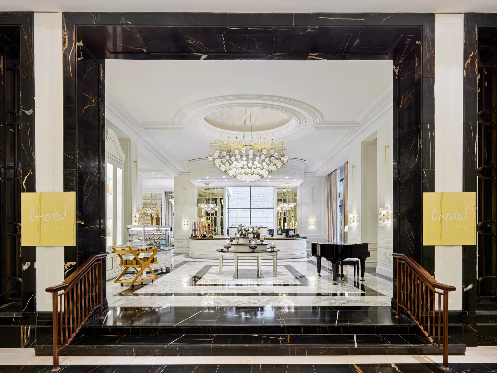 Fairmont Amman, vibe