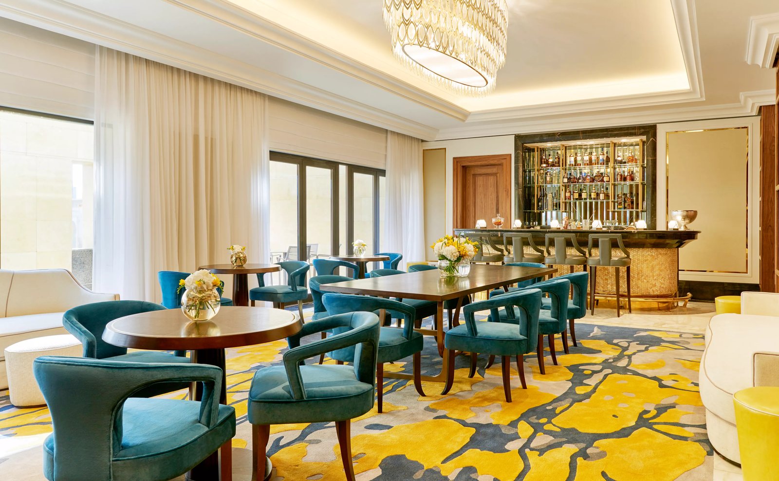 Fairmont Amman, eat & drink