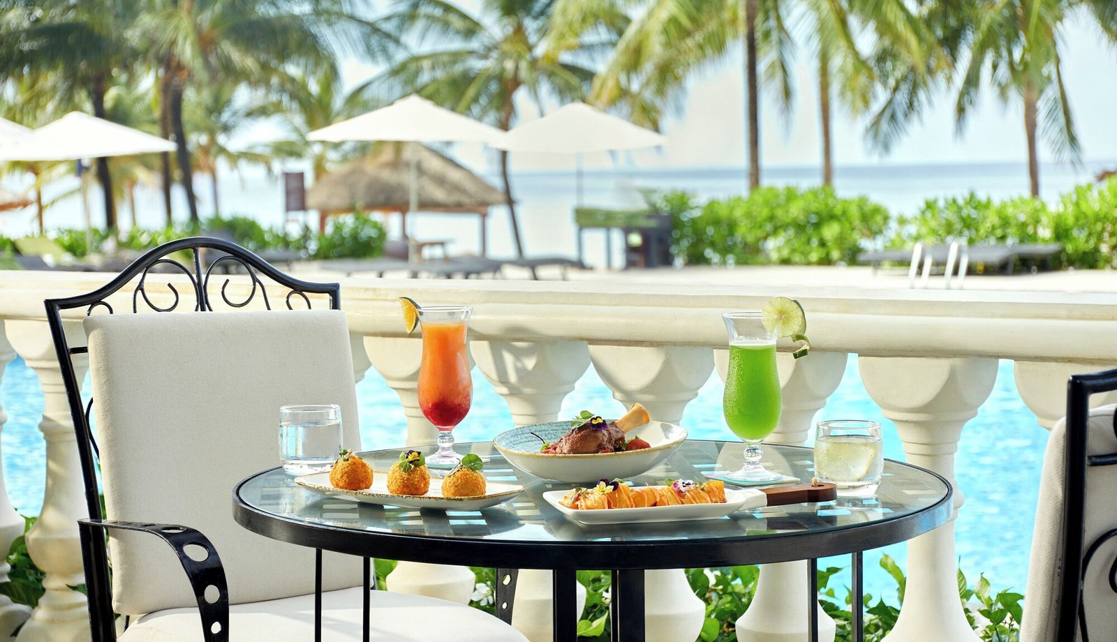 Meliá Vinpearl Phu Quoc, at the table
