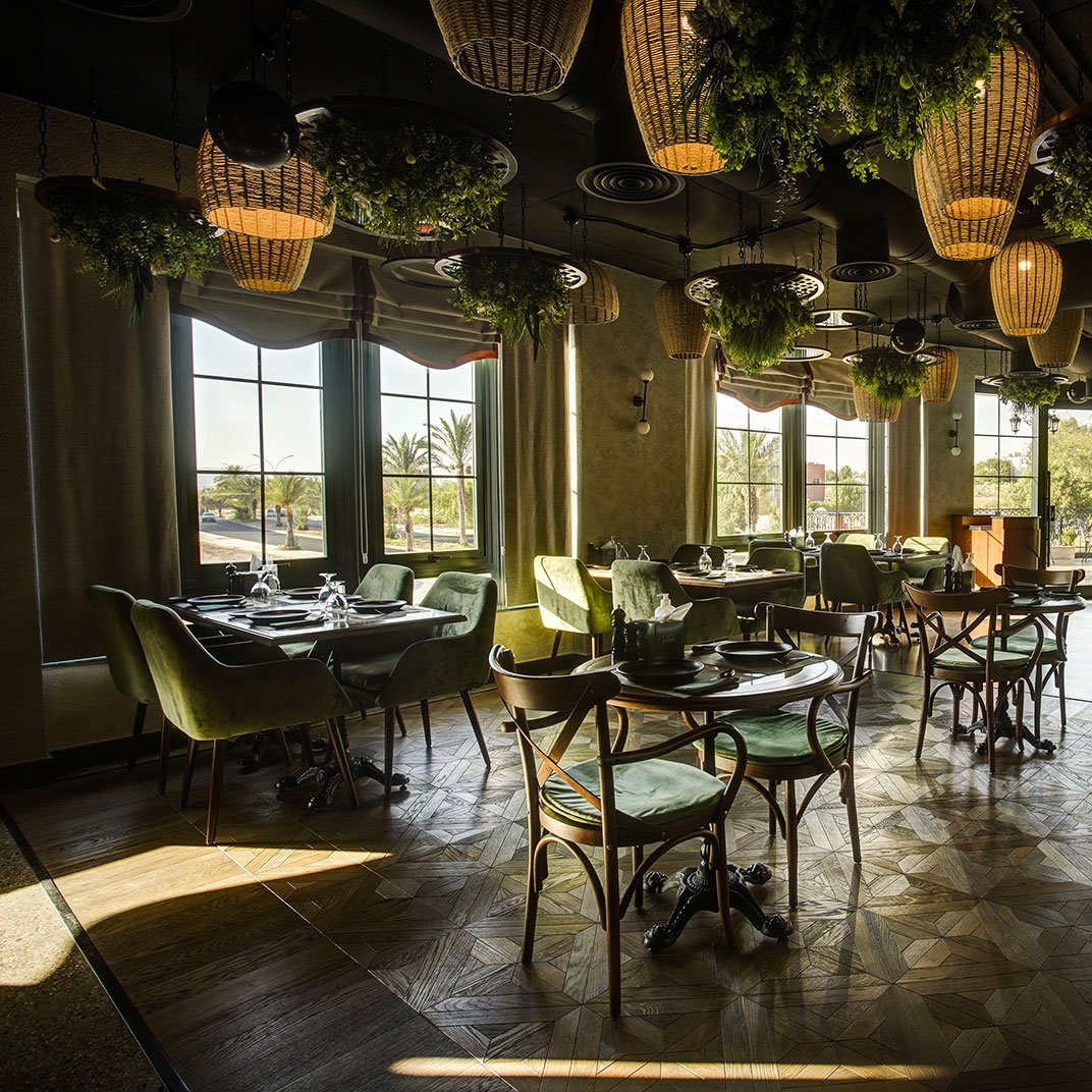 Bratus Hotel, eat & drink
