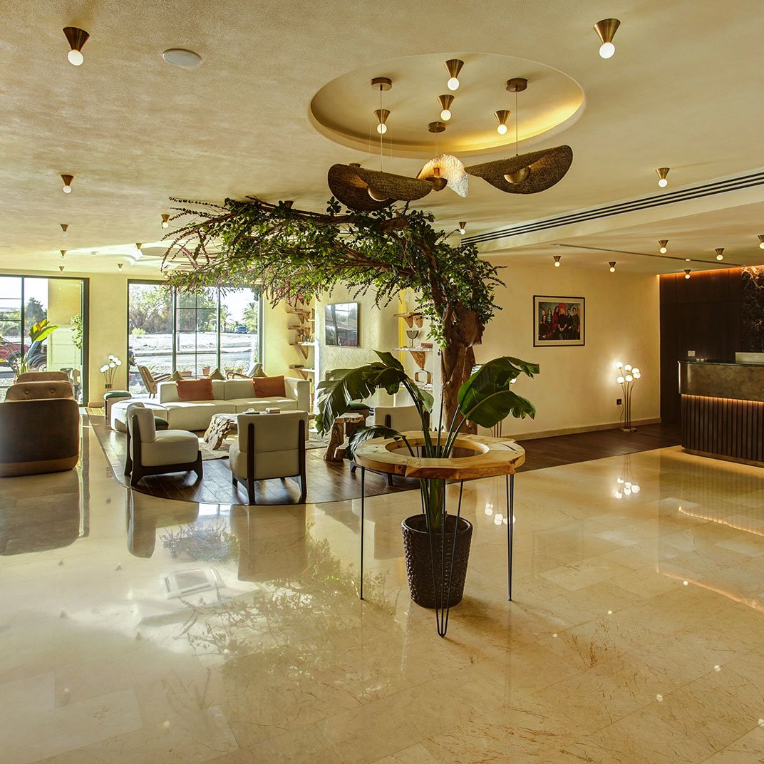 Bratus Hotel