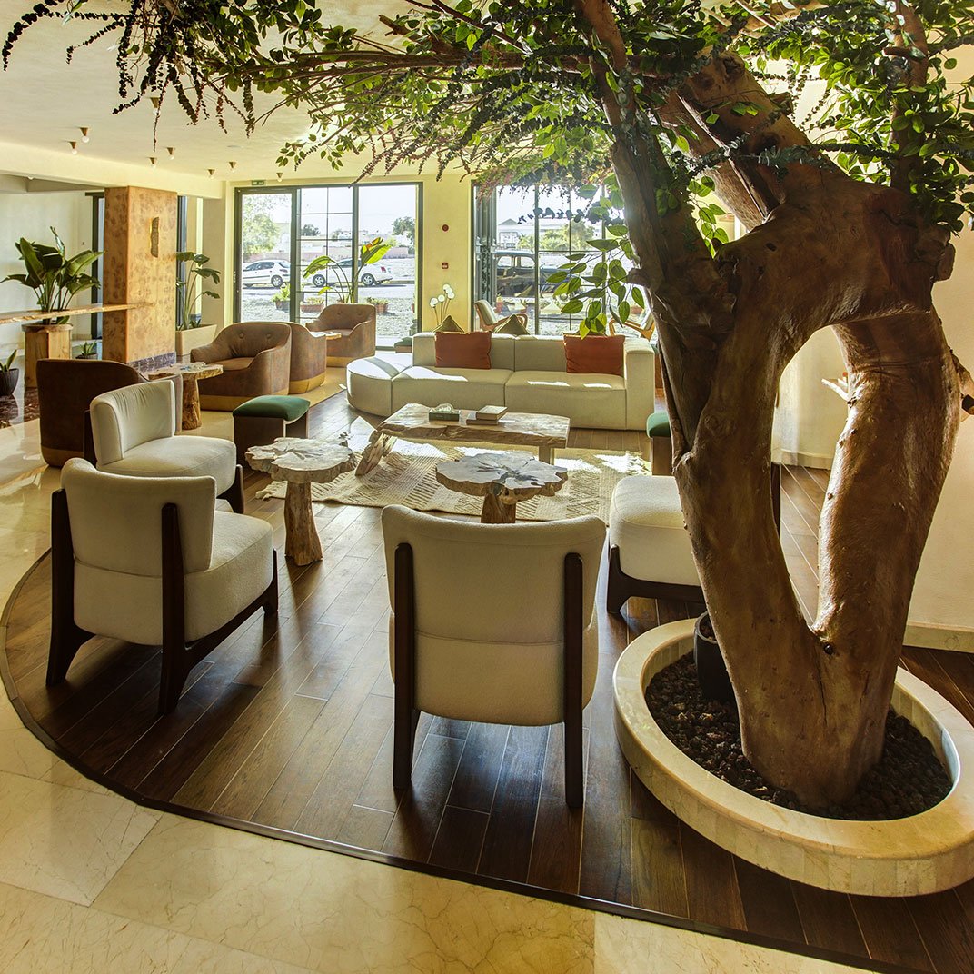 Bratus Hotel, vibe
