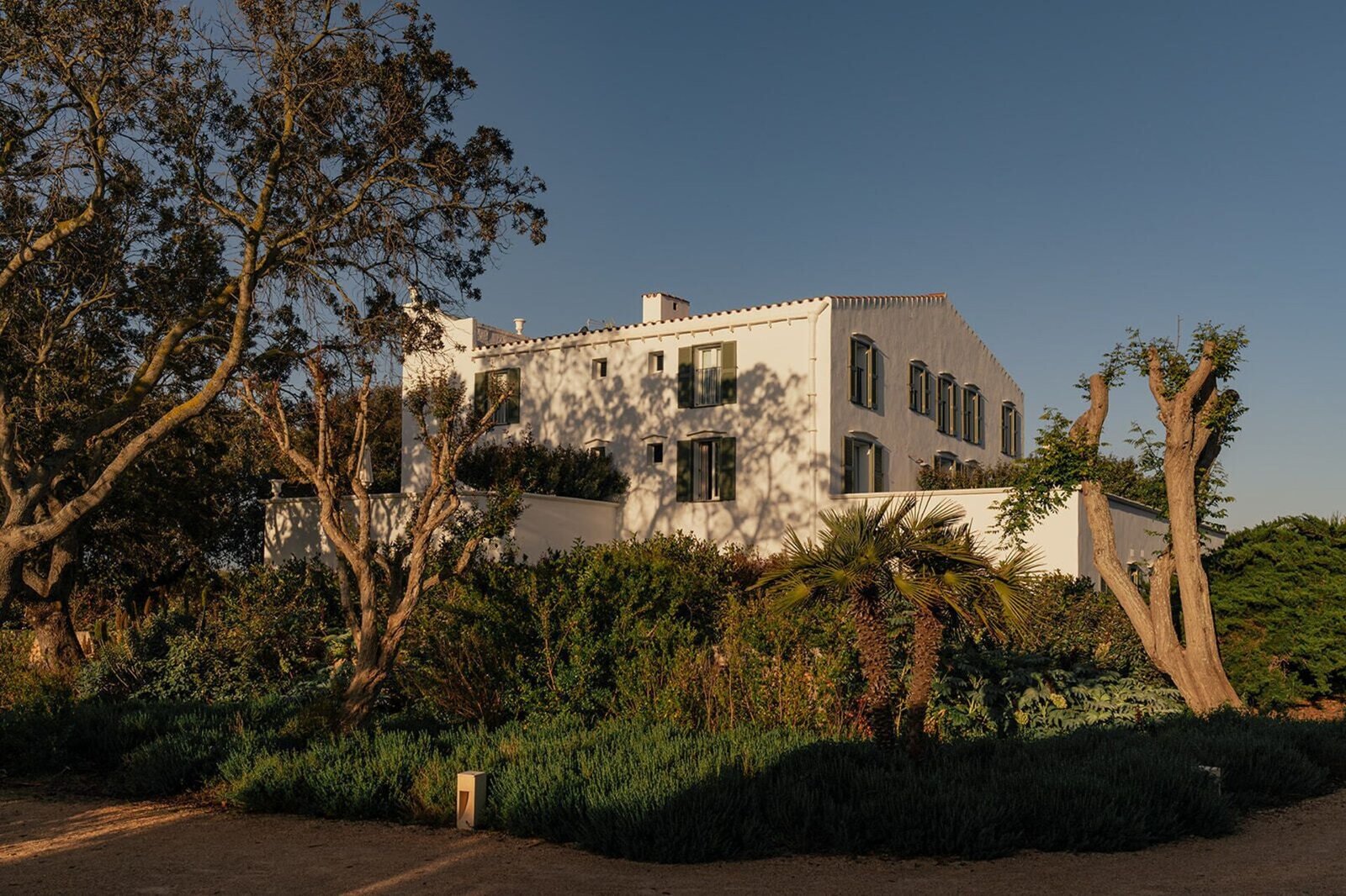 Hotel Rural Sant Ignasi, backstory