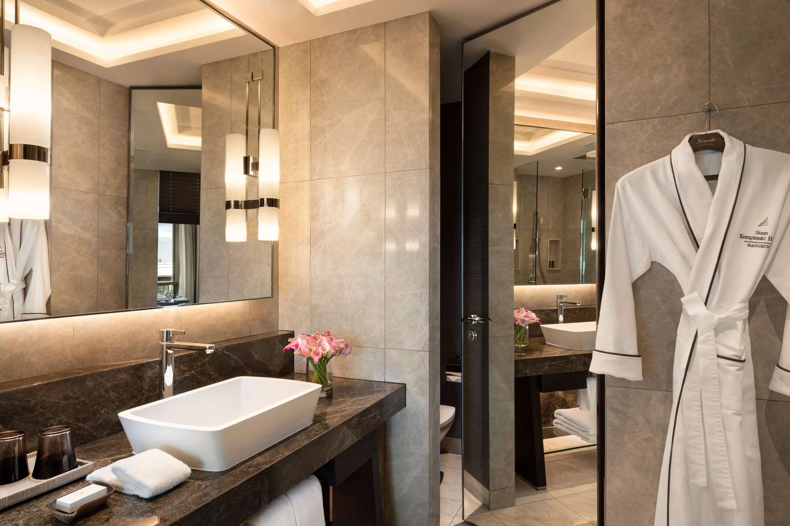 Siam Kempinski Hotel Bangkok — rooms
