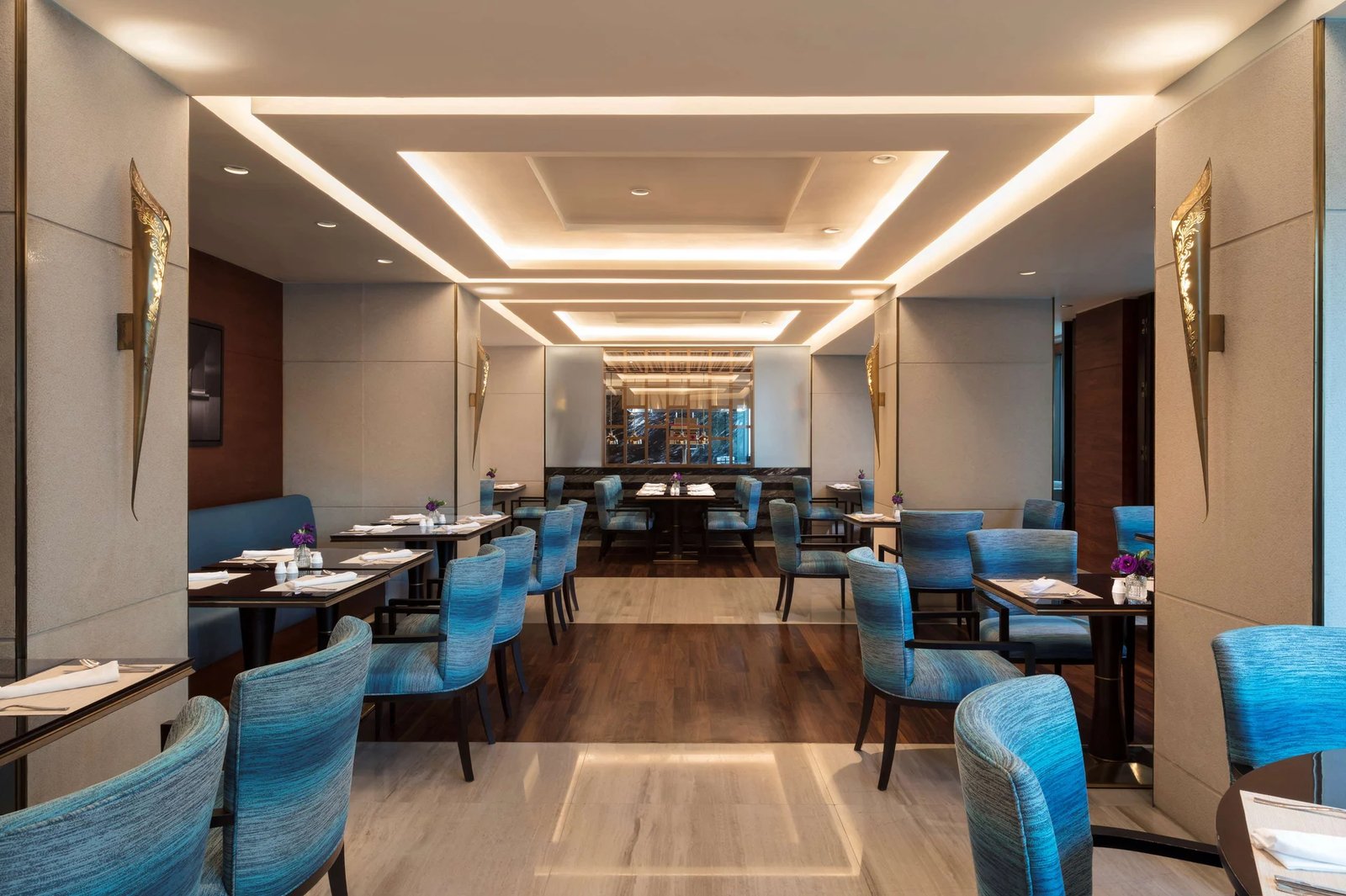 Siam Kempinski Hotel Bangkok — eat & drink