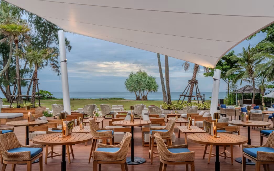 Anantara Vacation Club Mai Khao Phuket Hotel — eat & drink