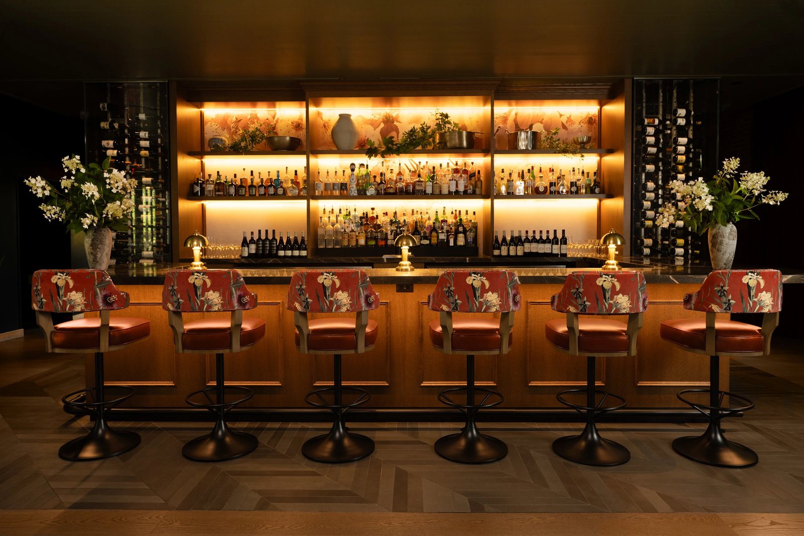 Pendry Natirar, ladd's tavern