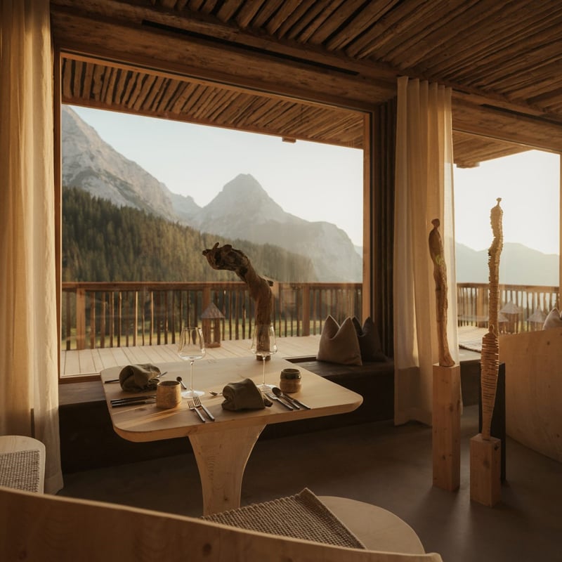Eriro Alpine Hide