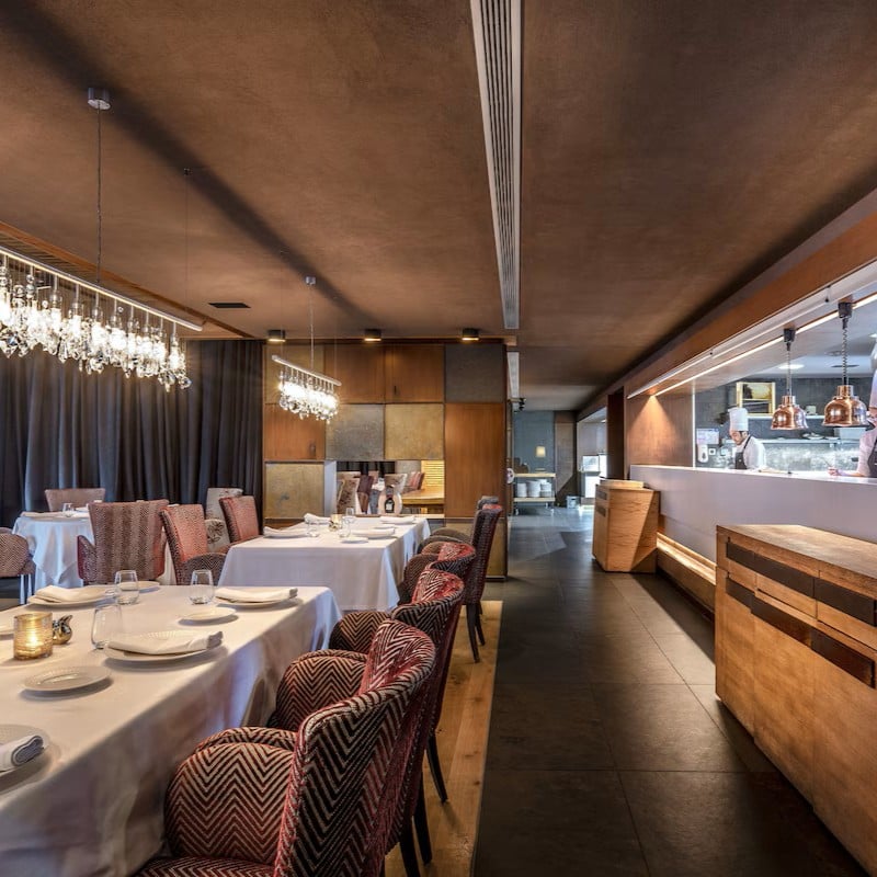 Sport Hotel Hermitage & Spa, at the table