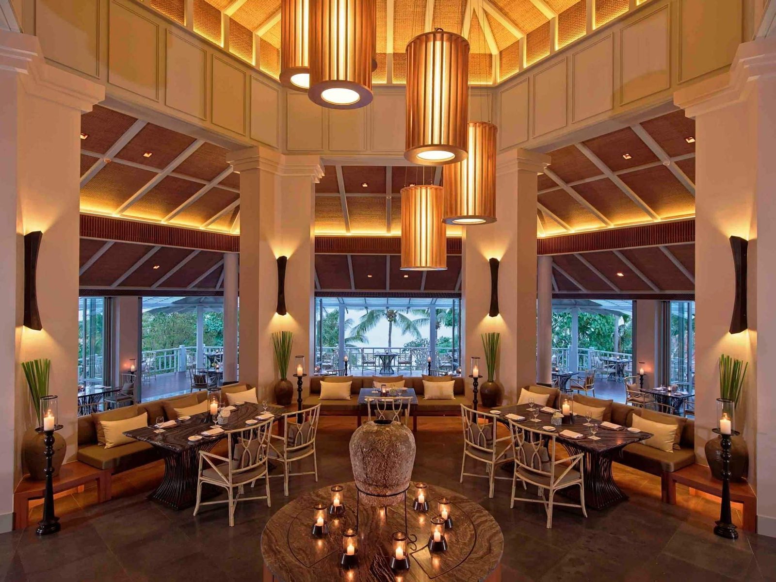 Amatara Welleisure Resort, at the table