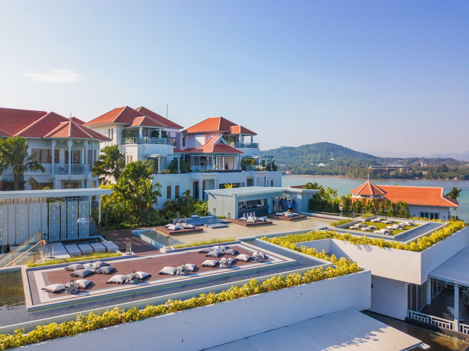Amatara Welleisure Resort, at the table