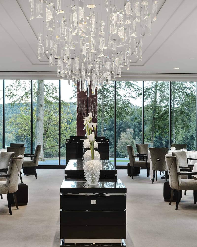 Hotel Villa René Lalique, restaurant villa rené lalique