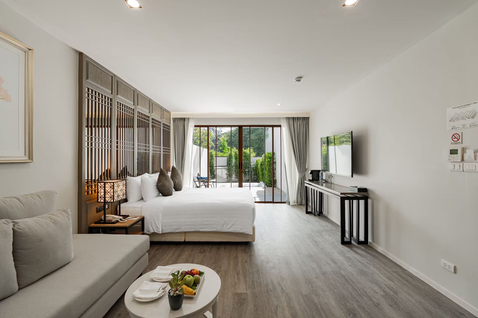 Bella Nara Phuket Naiyang Beach — rooms