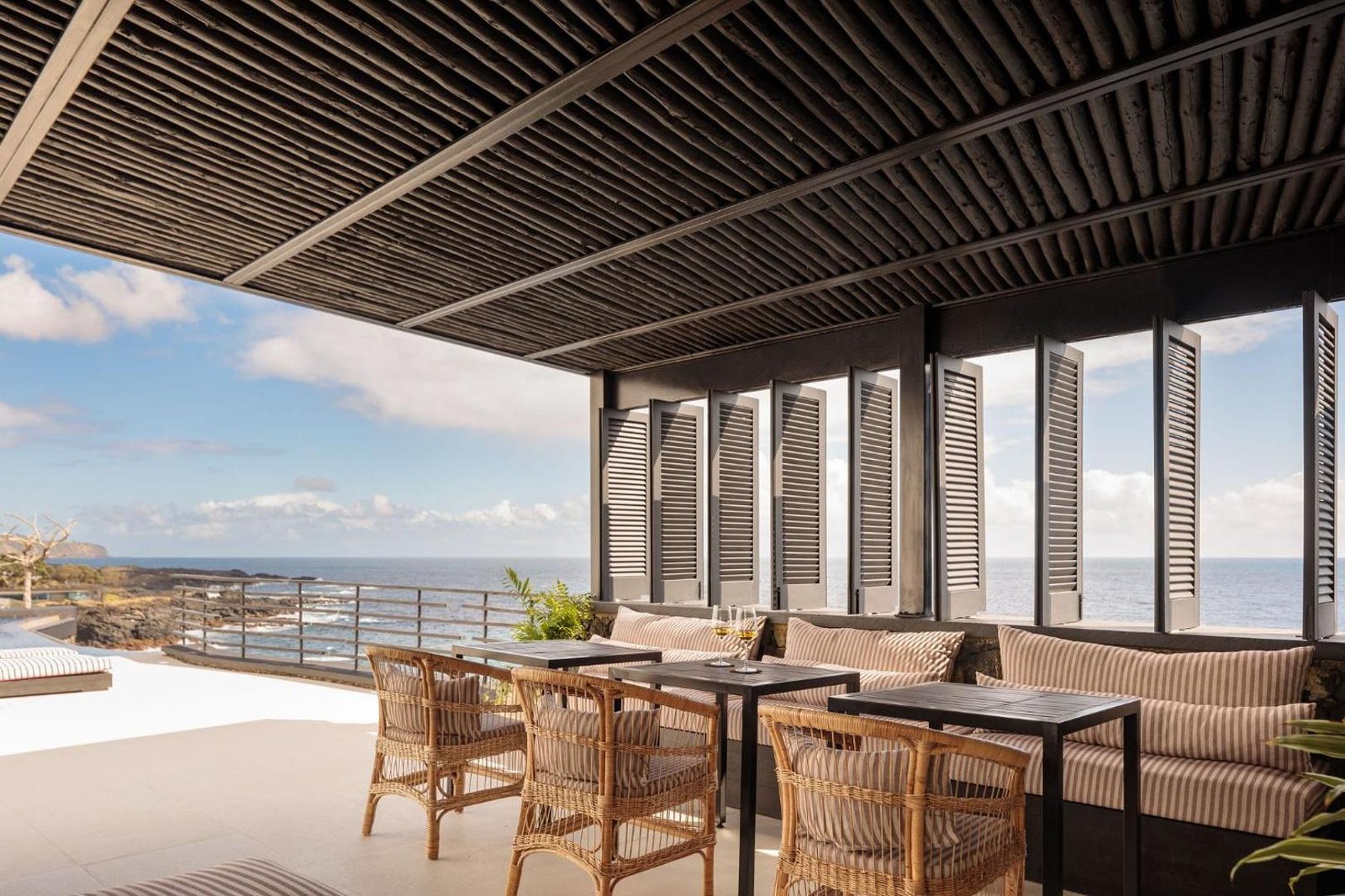 White Exclusive Suites & Villas, at the table