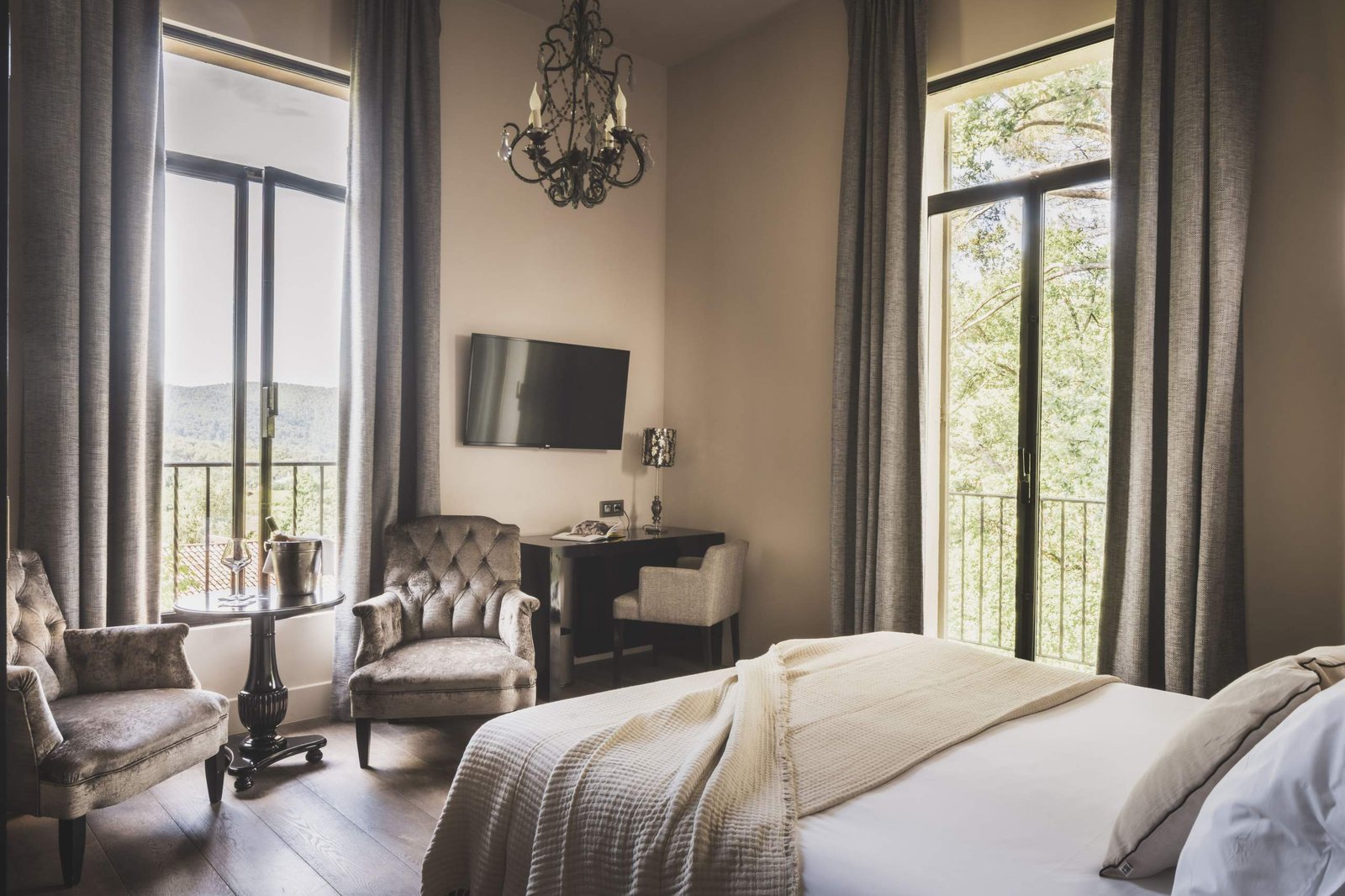 Les Lodges Sainte-Victoire Hotel & Spa, rooms