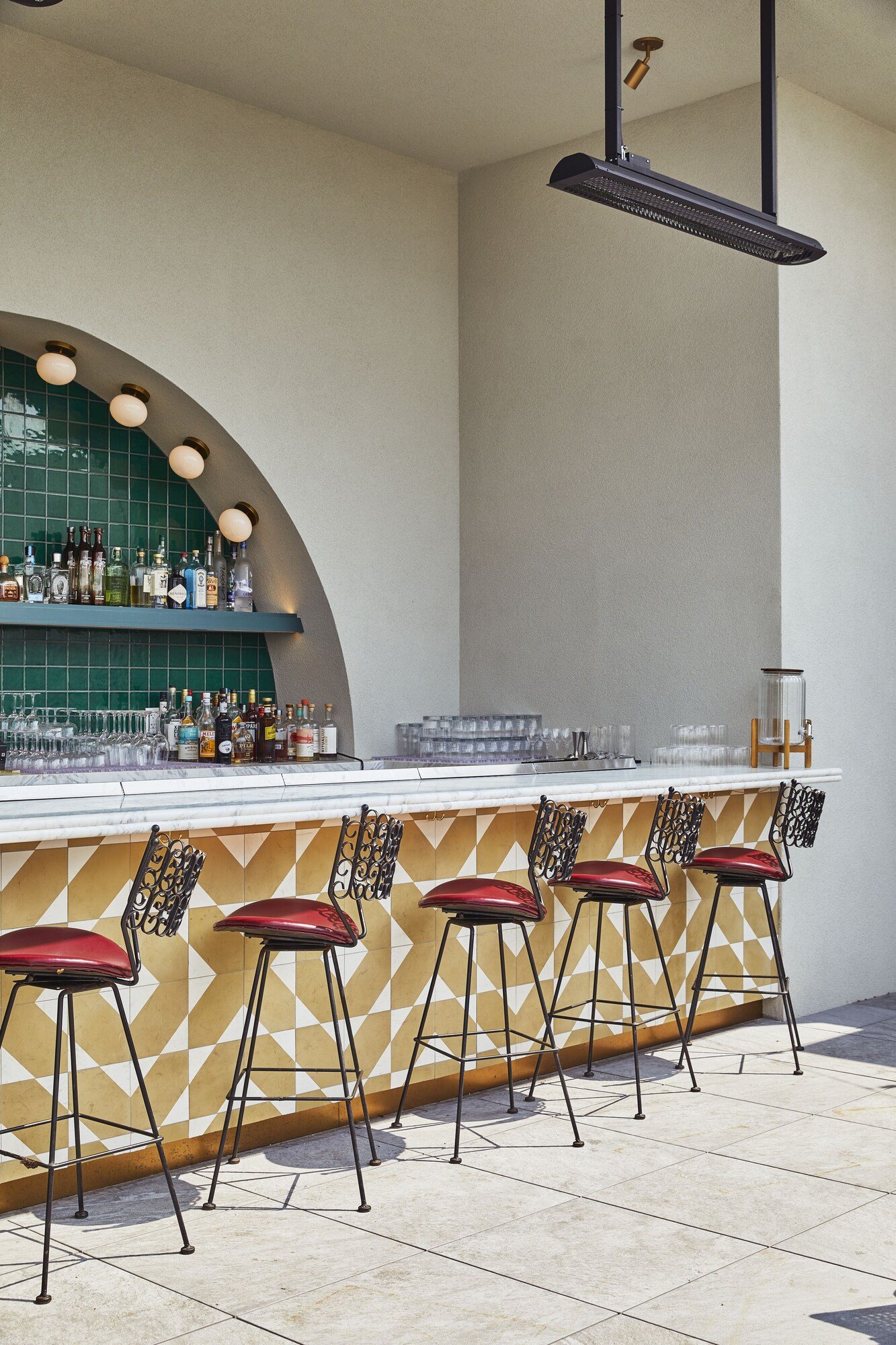 Hotel Genevieve - JDV by Hyatt, eat & drink
