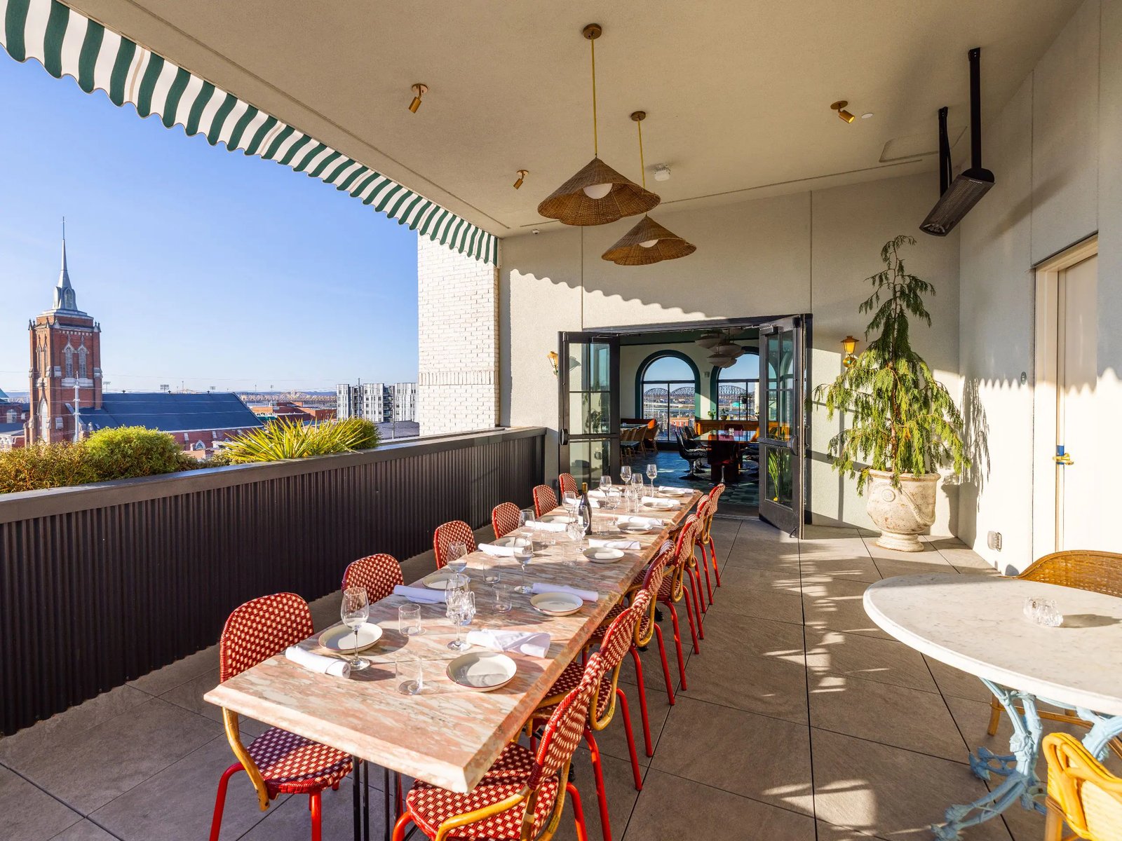 Hotel Genevieve - JDV by Hyatt, eat & drink