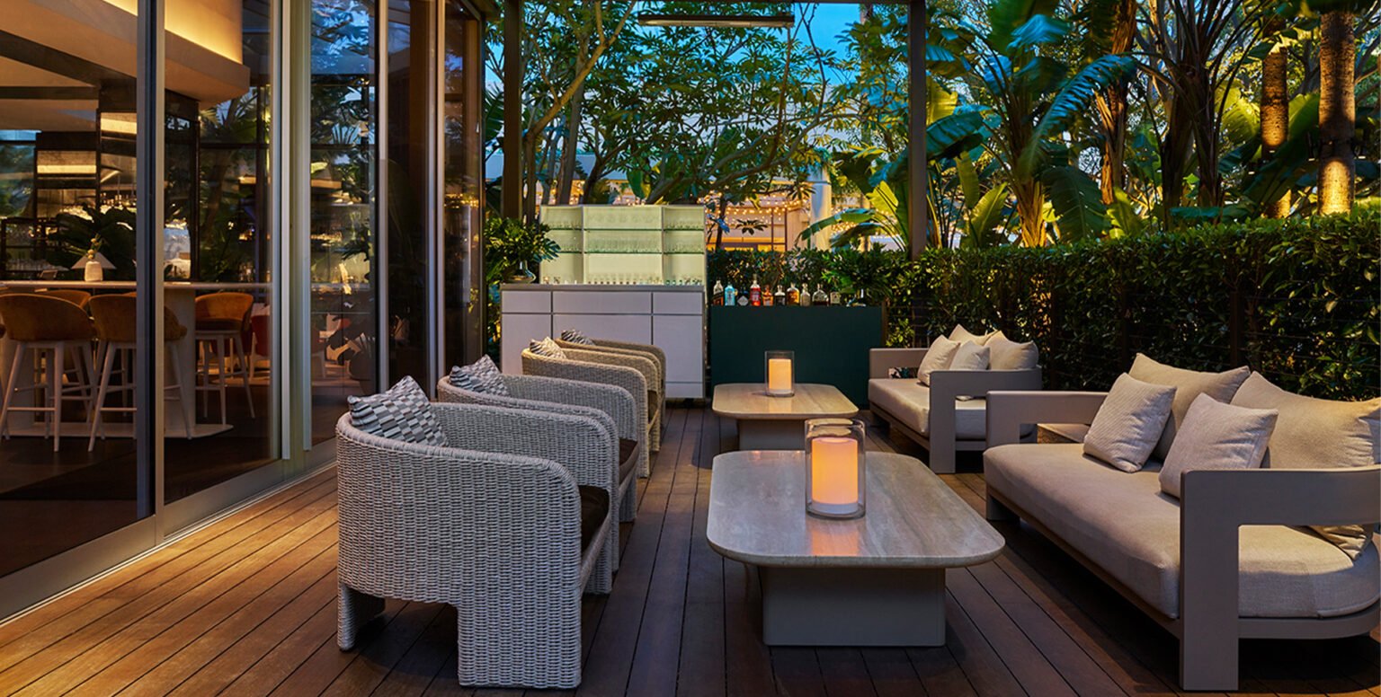 Pendry Newport Beach, vibe