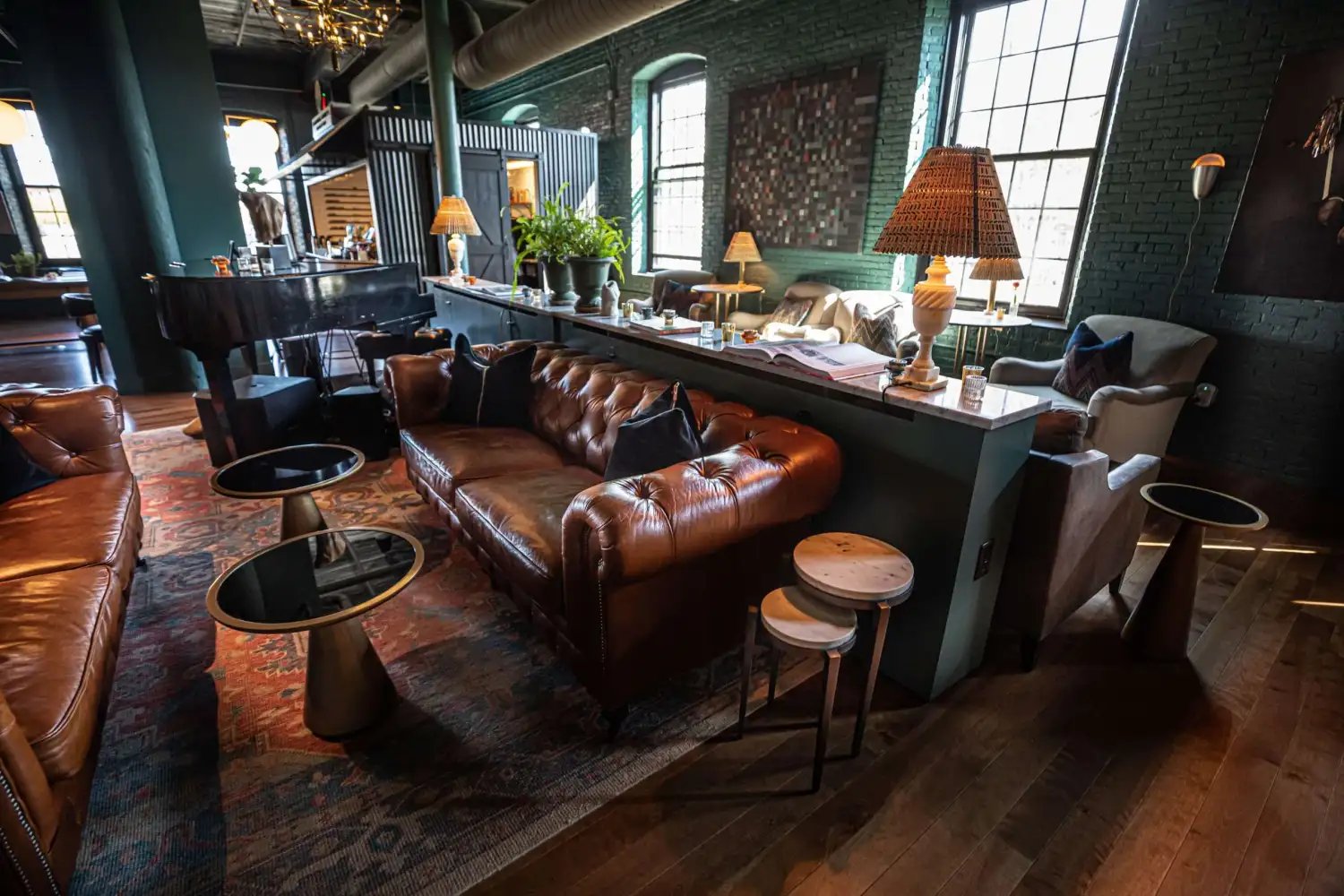 The Lincoln Hotel, vibe