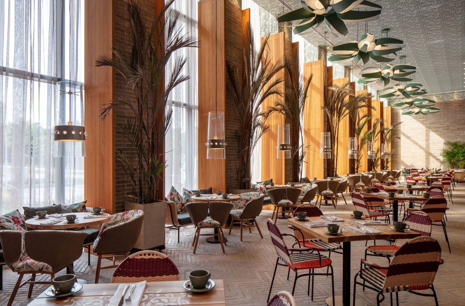 Barranquilla Marriott Hotel, at the table