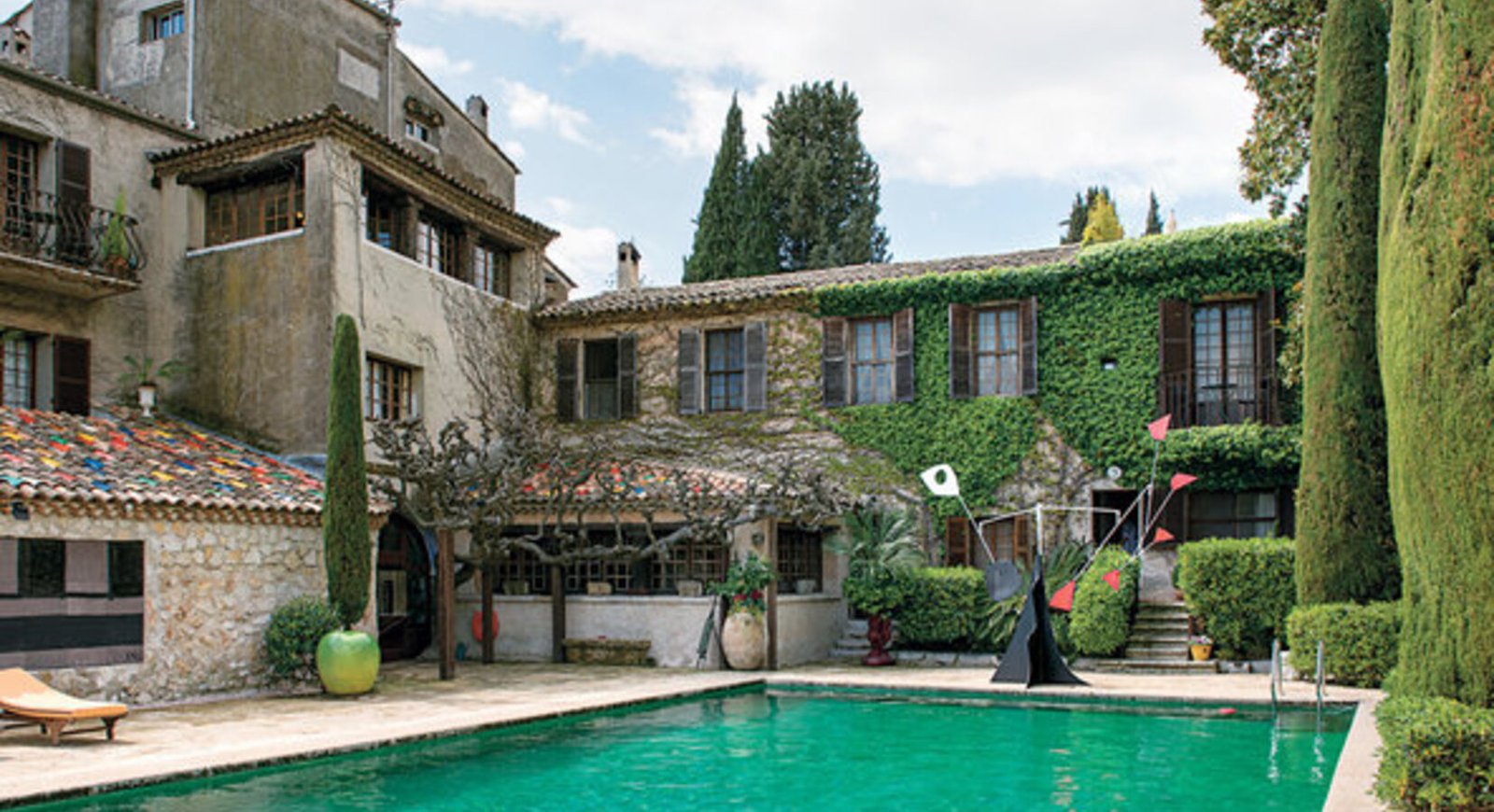 La Colombe d'Or Hotel and Restaurant