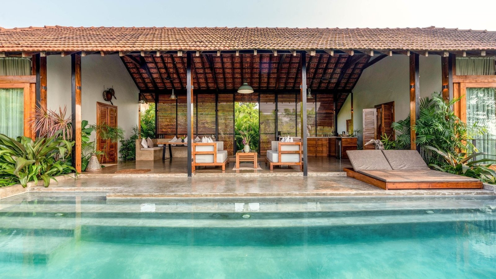 Coco Shambhala Villa Hotel, Sindhudurg
