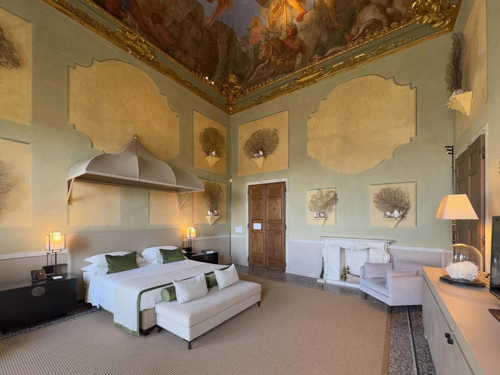 Palazzo Durazzo Suites, rooms