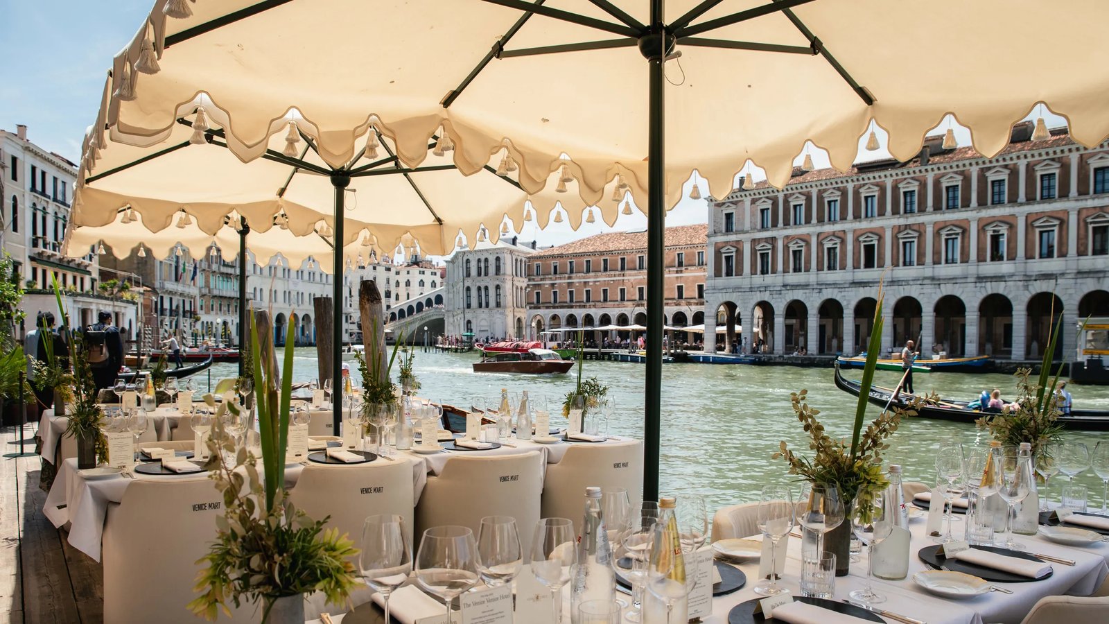 The Venice Venice Hotel, francy's
