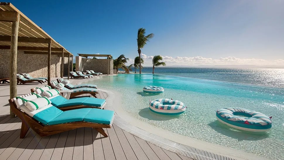 Miavana by Time + Tide, the pool