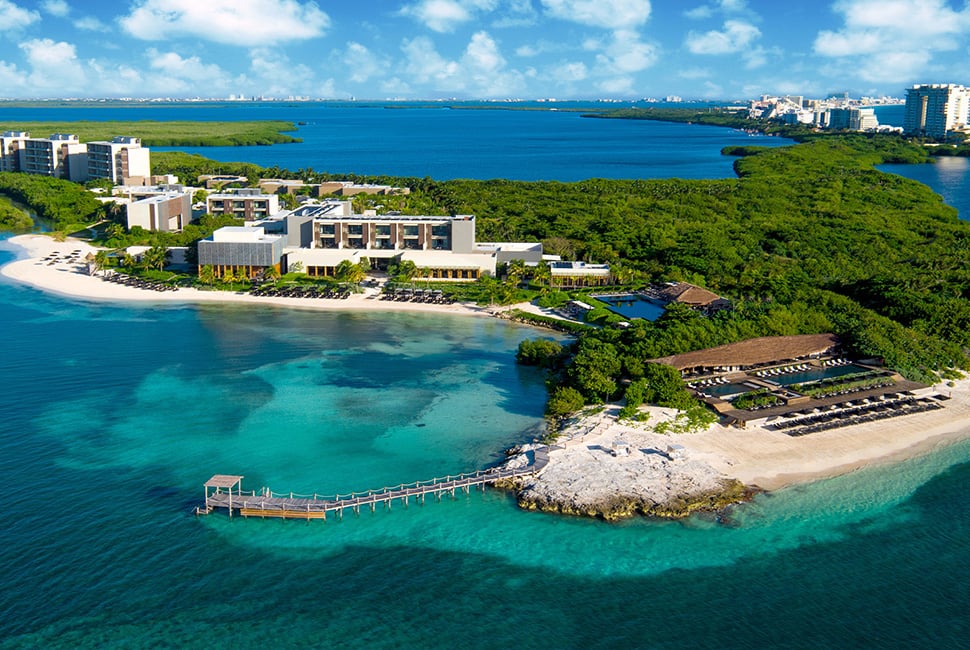 NIZUC Resort & Spa, backstory