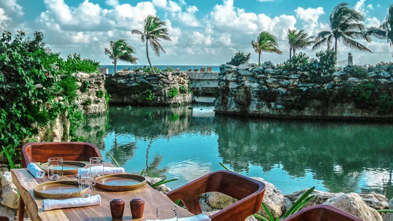 Hotel Xcaret Arte