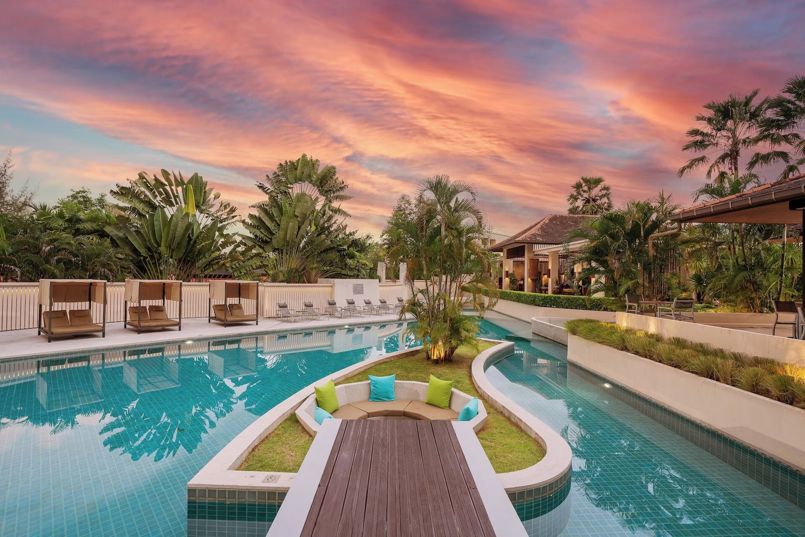 Dewa Phuket Resort and Villas — vibe
