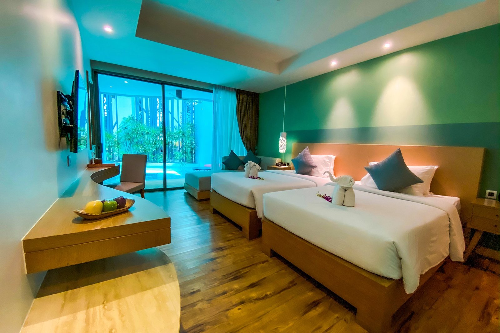 Crest Resort and Pool Villas — wellness